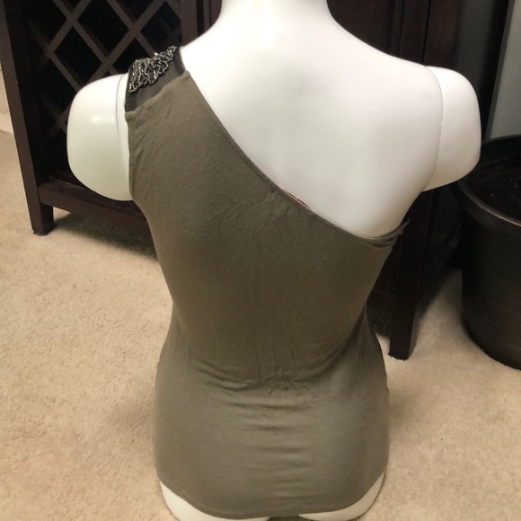 Camo green one shoulder top - Picture 4 of 4